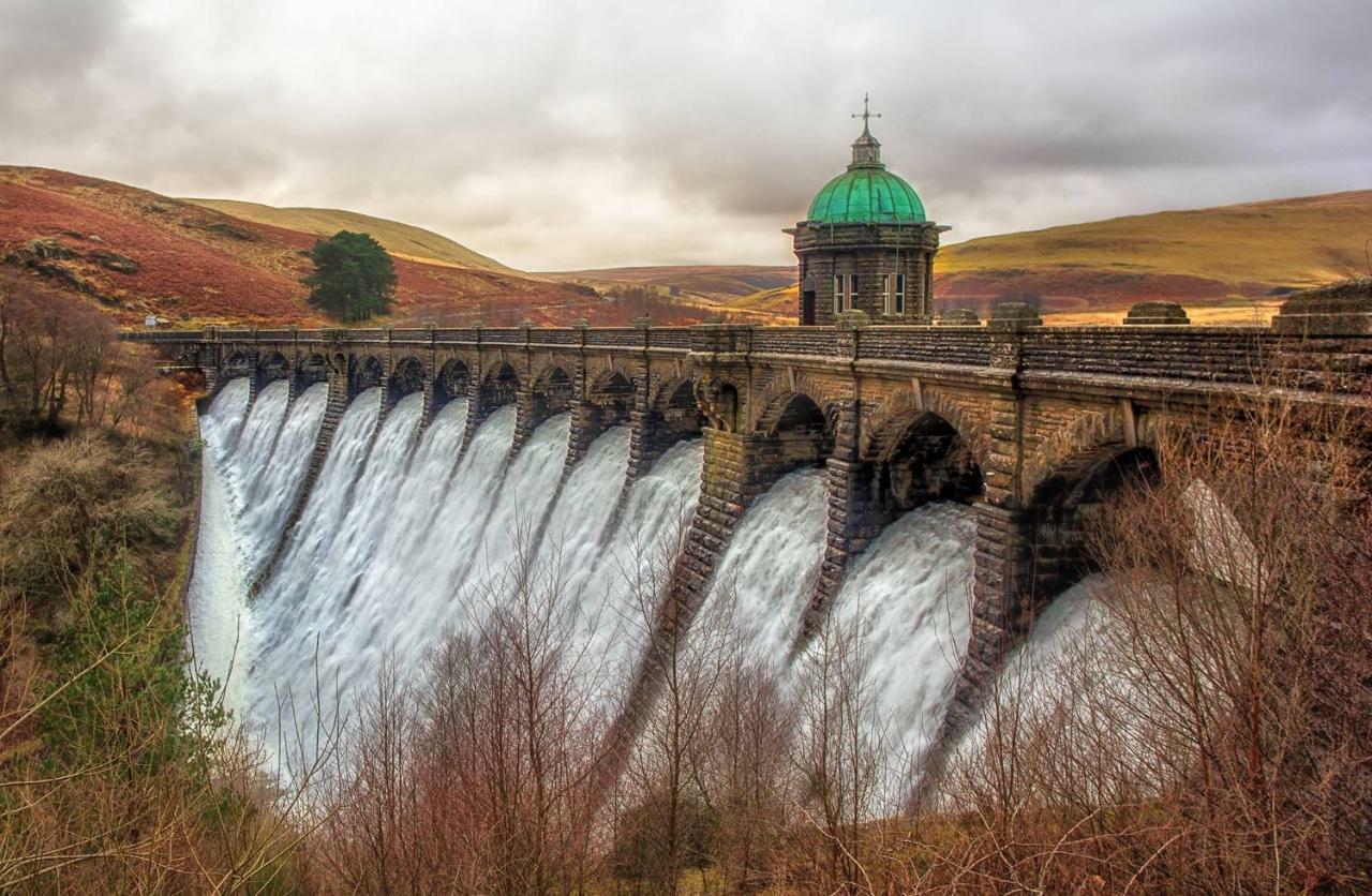 Dolifor Llanwrthwl Exterior foto